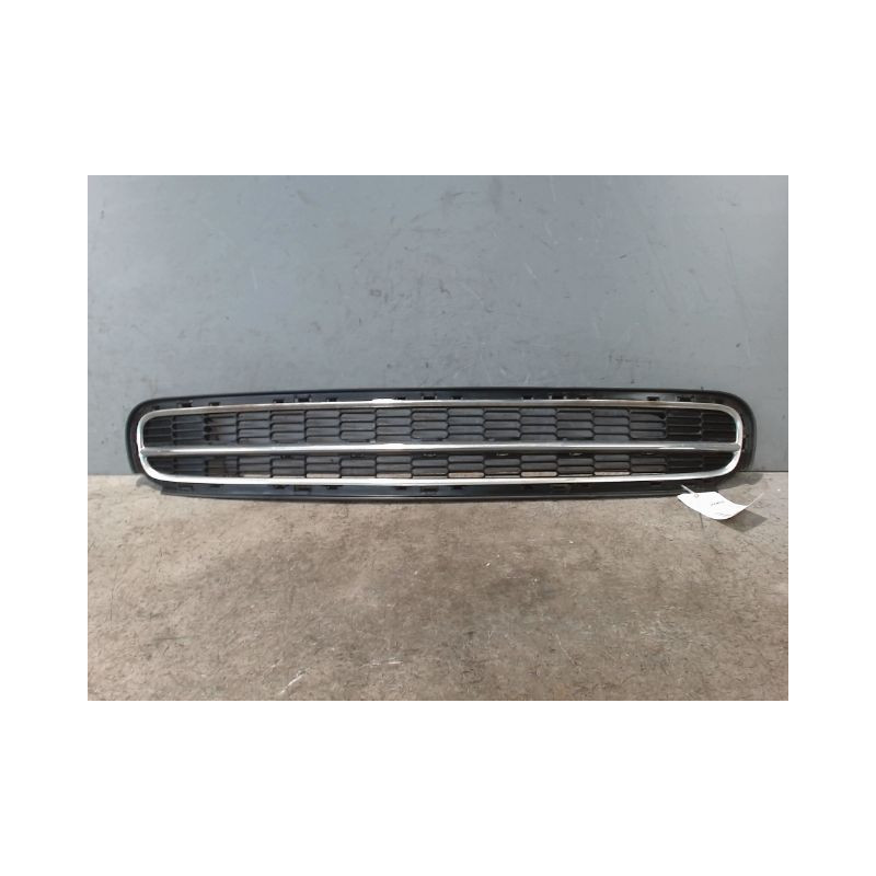 GRILLE PARE-CHOC AVANT MINI MINI 2006-