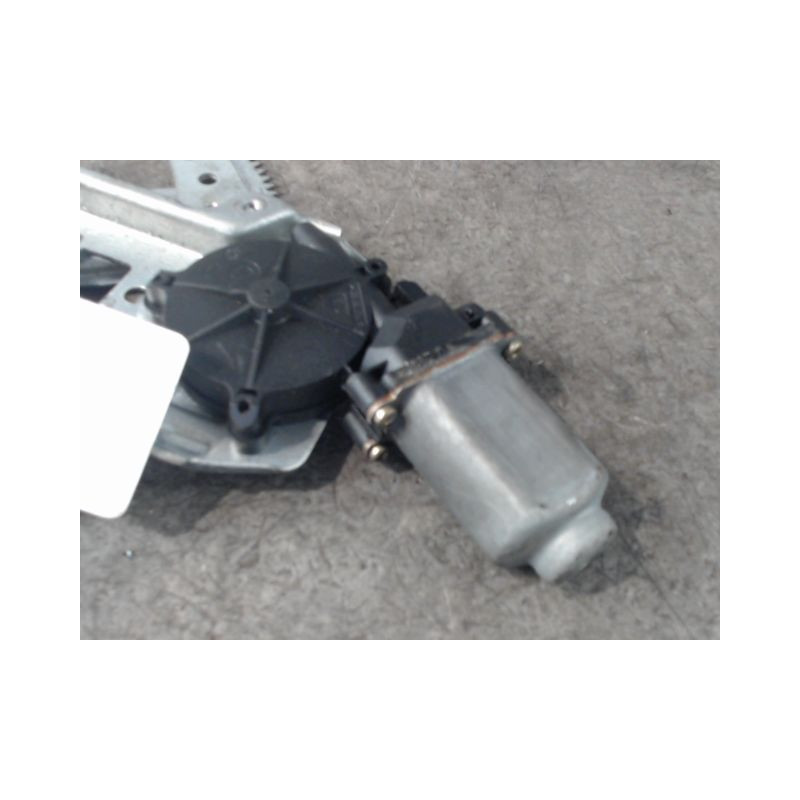 MECANISME+MOTEUR LEVE-GLACE AVANT DROIT NISSAN MICRA 98-2000