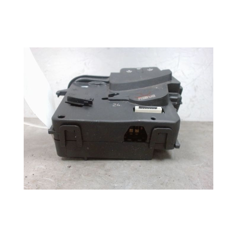COMMANDE ESSUIE GLACE RENAULT MODUS