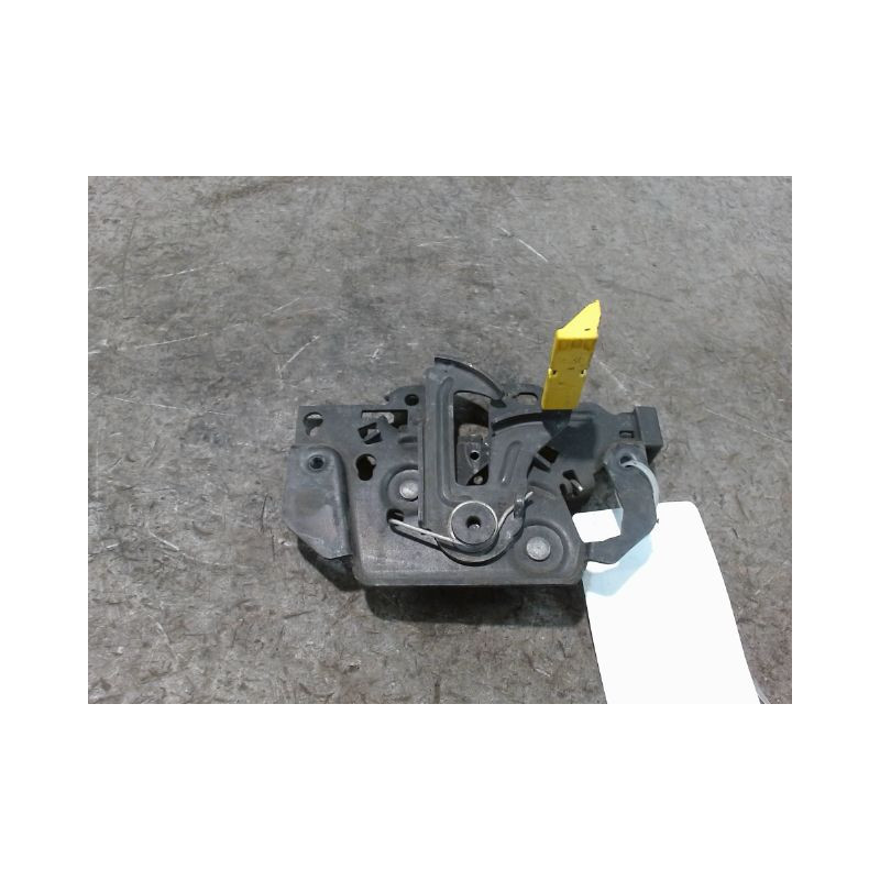 SERRURE CAPOT FORD FIESTA 2010-