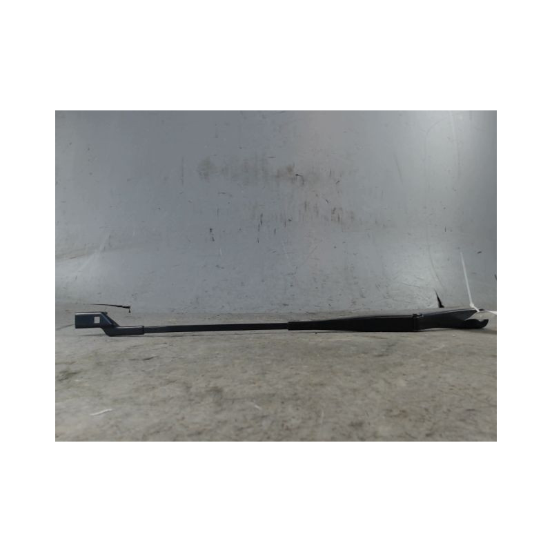 BRAS ESSUIE-GLACE AVANT GAUCHE FORD FIESTA 2010-