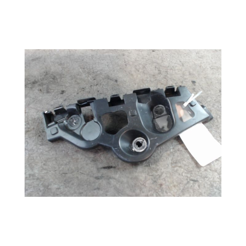 SUPPORT PARE-CHOC ARG DACIA SANDERO