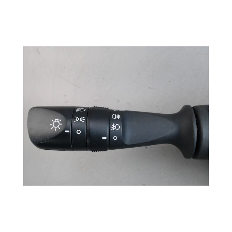 COMMANDE CLIGNOTANT TOYOTA AURIS