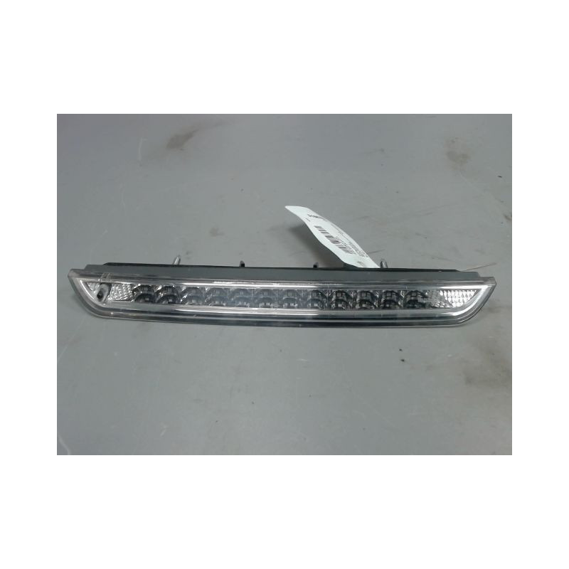 FEUX STOP SUPPLEMENTAIRE PEUGEOT 308 2011-