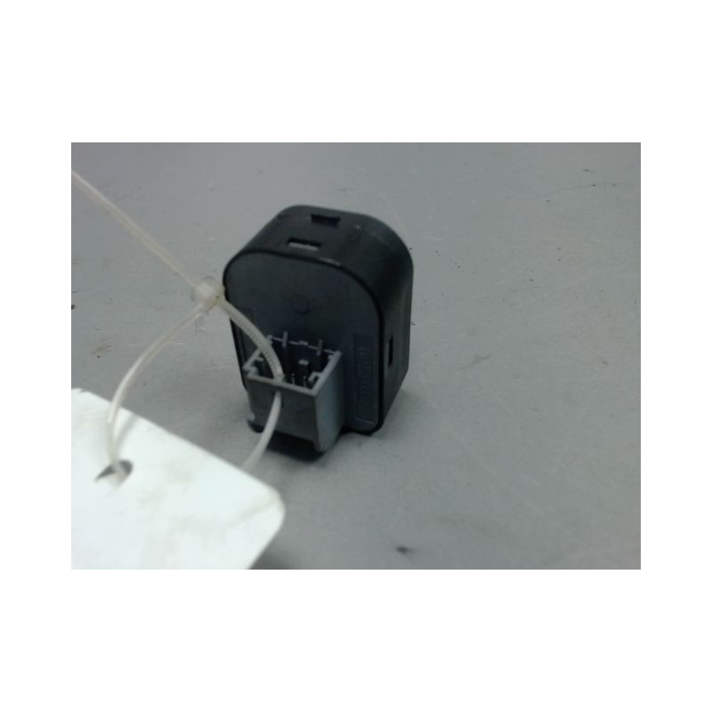 COMMANDE RETROVISSEUR EXTERIEUR ELECTRIQUE AUDI A4