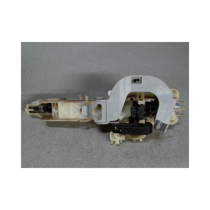 POIGNEE EXTERIEURE PORTE ARRIERE DROIT KIA SPORTAGE III 2010-