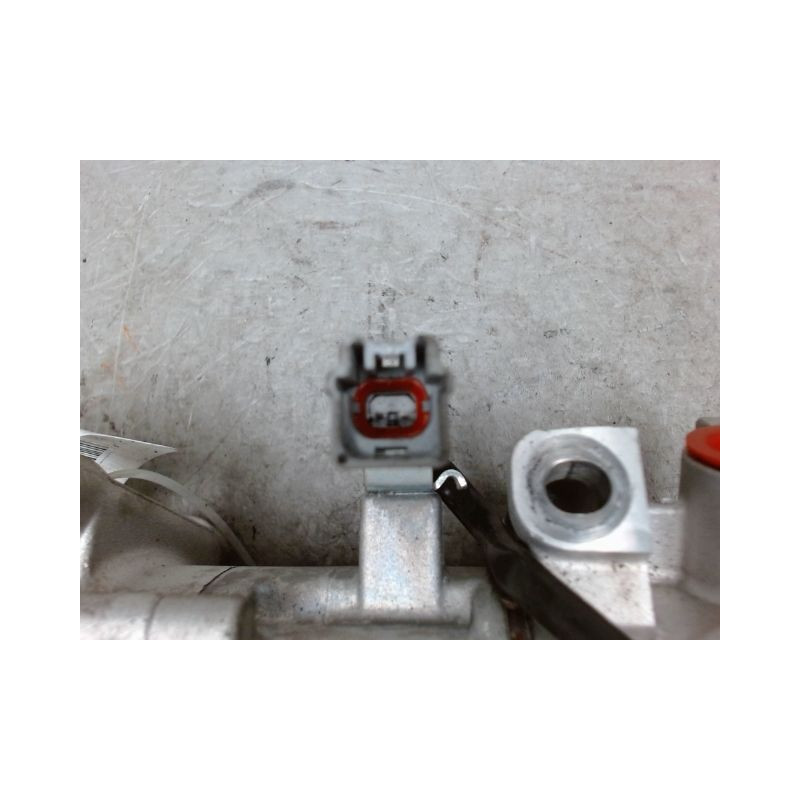COMPRESSEUR AIR CONDITIONNE RENAULT SCENIC III 2009-