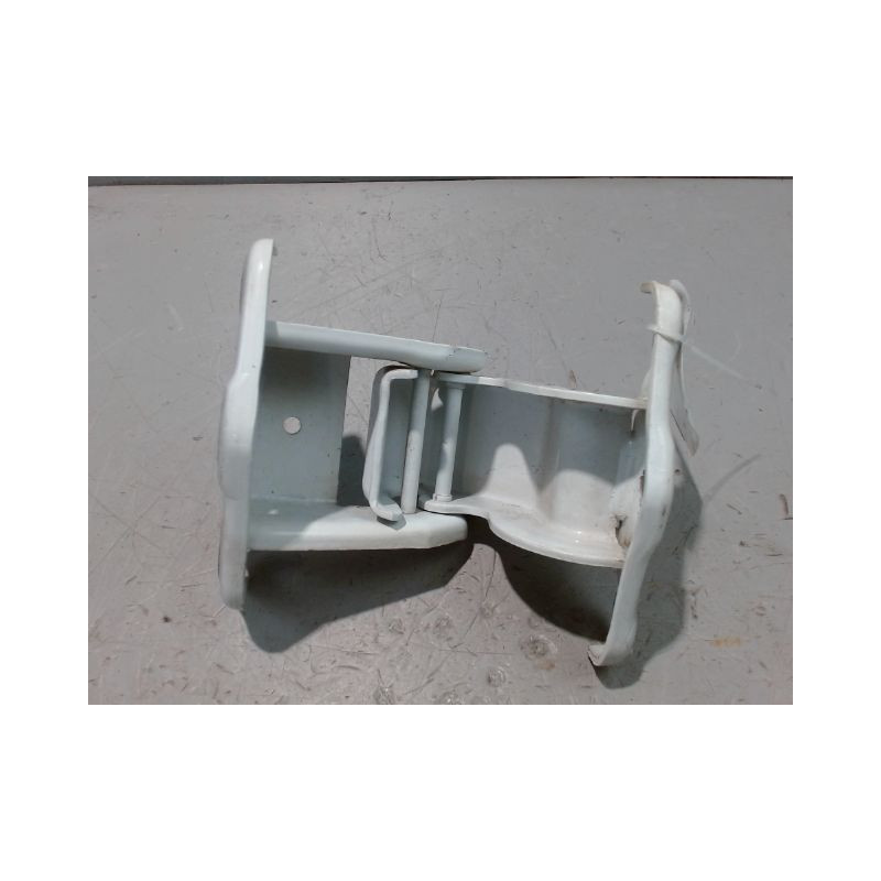 CHARNIERE SUP PORTE BATTANTE ARG RENAULT TRAFIC