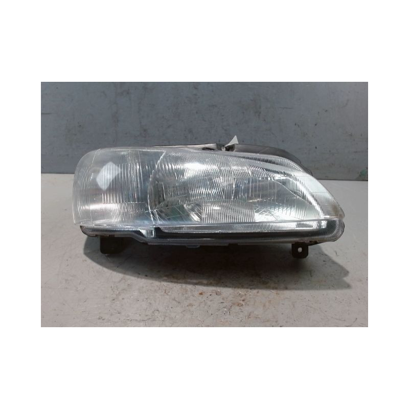 PHARE DROIT PEUGEOT 106 96-2003