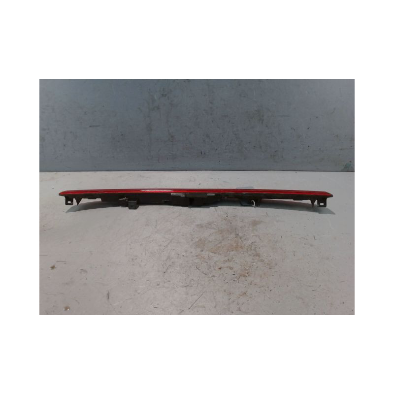 FEUX STOP SUPPLEMENTAIRE CITROEN C4 PICASSO