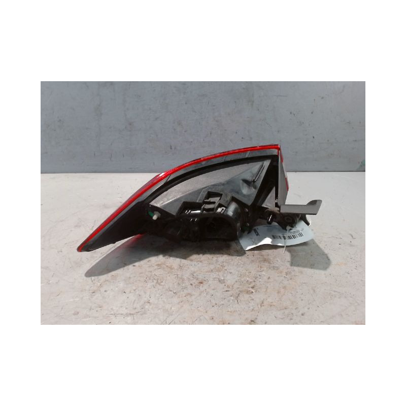FEU ARRIERE DROIT RENAULT CLIO IV