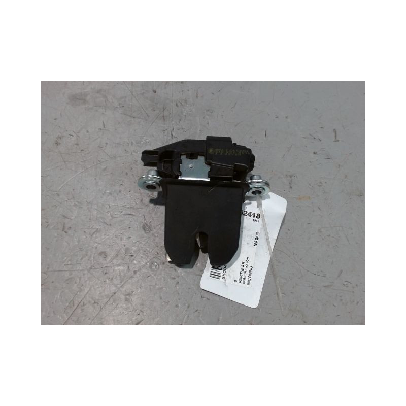 SERRURE HAYON  SKODA FABIA 2 TDI 80