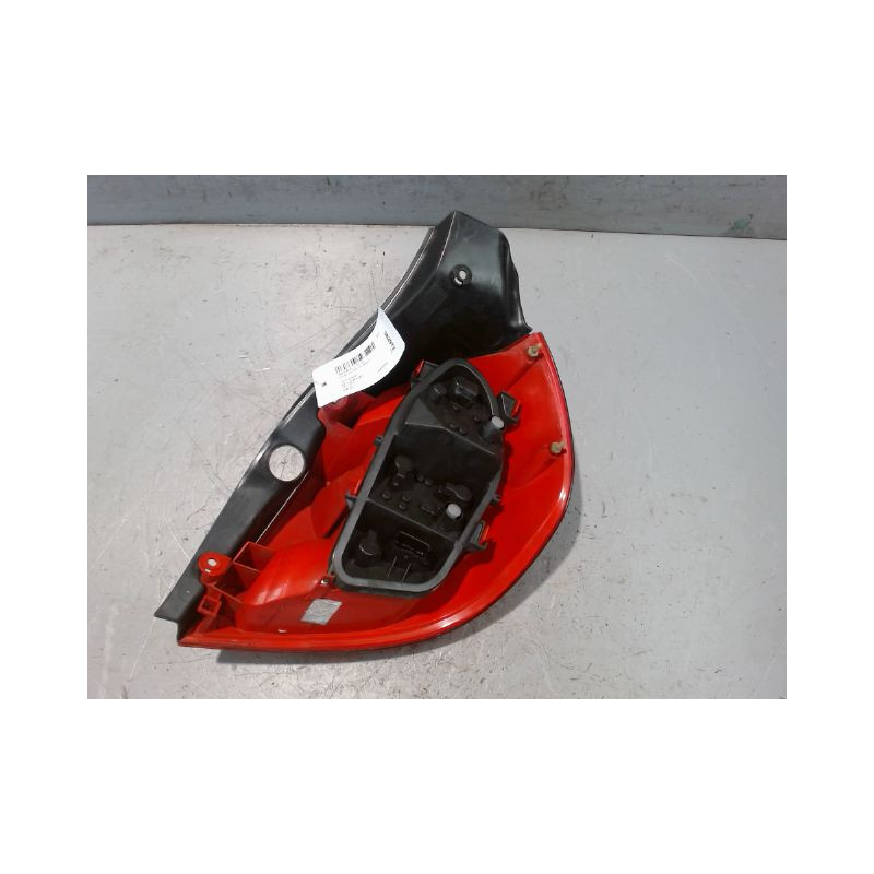 FEU ARRIERE GAUCHE  RENAULT CLIO III 2007-