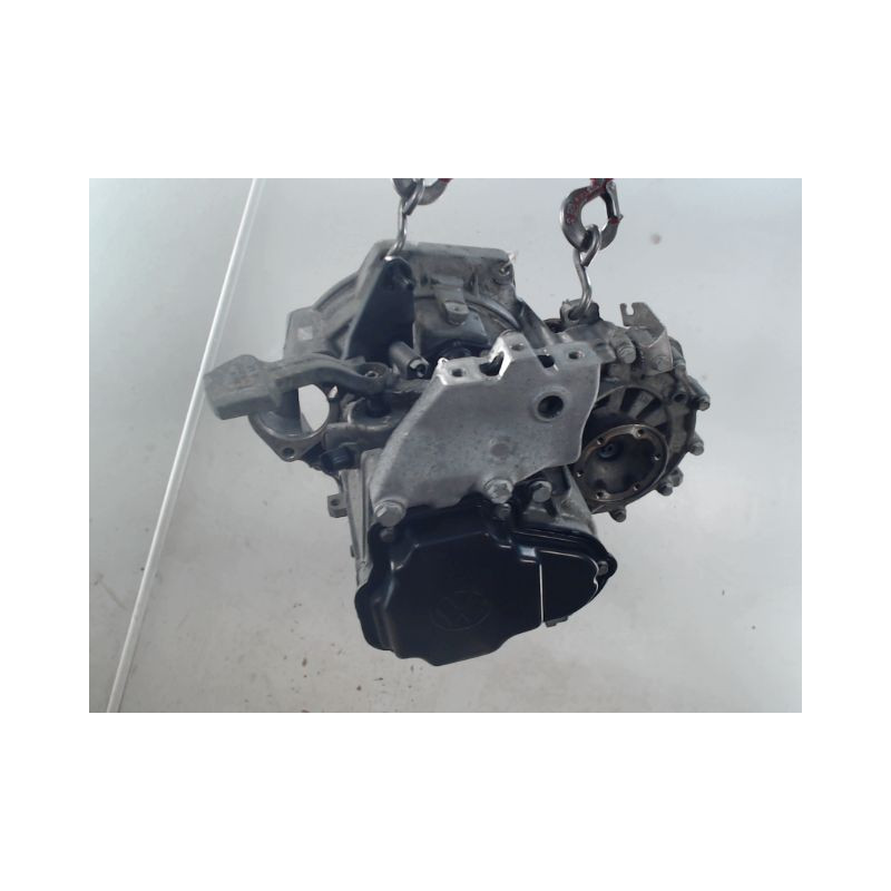 BOITE A VITESSE MECANIQUE VOLKSWAGEN GOLF 1.6 TDI