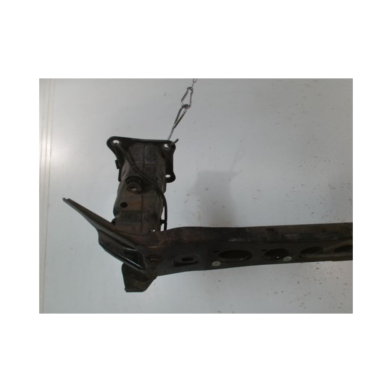 RENFORT PARE-CHOC AVANT FORD FOCUS