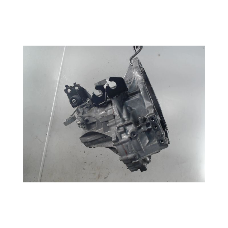 BOITE A VITESSE MECANIQUE TOYOTA AURIS 1.4 D-4D 