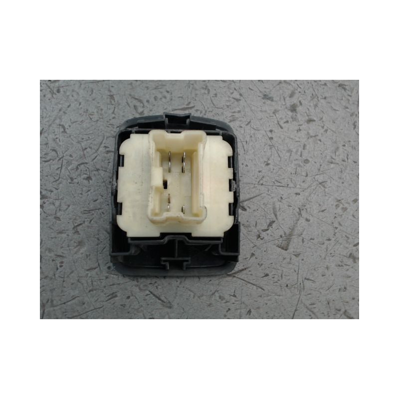 COMMANDE LEVE-GLACE PORTE AVG RENAULT KANGOO