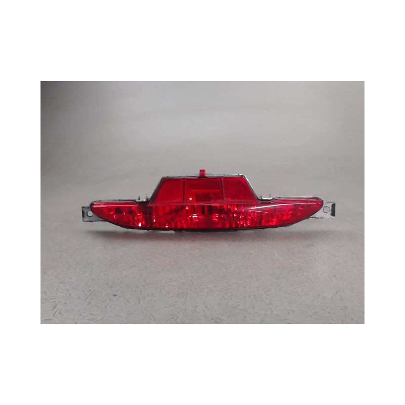FEU BROUILLARD CENTRAL ARRIERE PEUGEOT 208