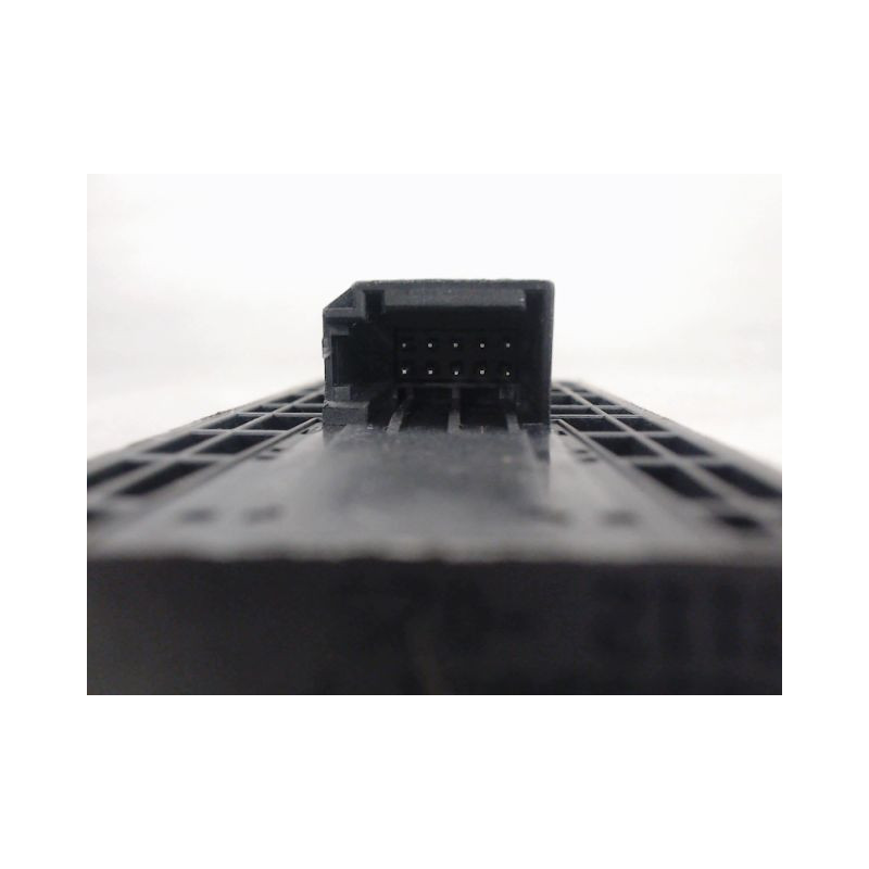 COMMANDE LEVE-GLACE PORTE AVG AUDI A4