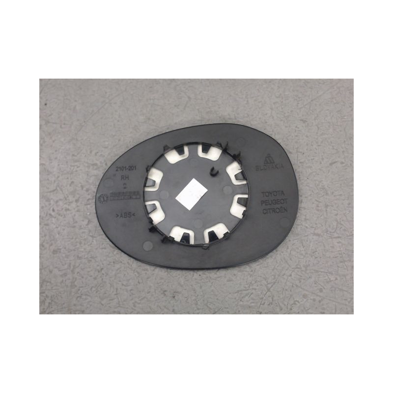 GLACE RETROVISEUR EXT D TOYOTA AYGO