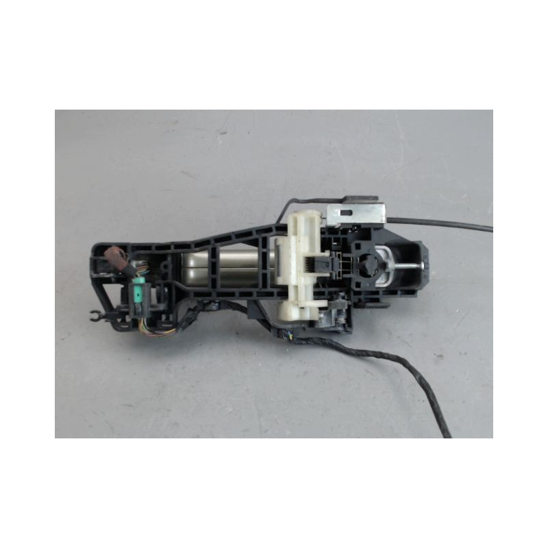 POIGNEE EXTERIEURE PORTE AVANT DROIT FORD KUGA
