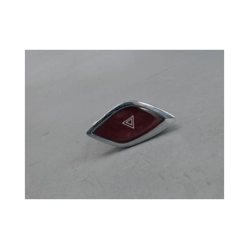 BOUTON DE WARNING CITROEN C3
