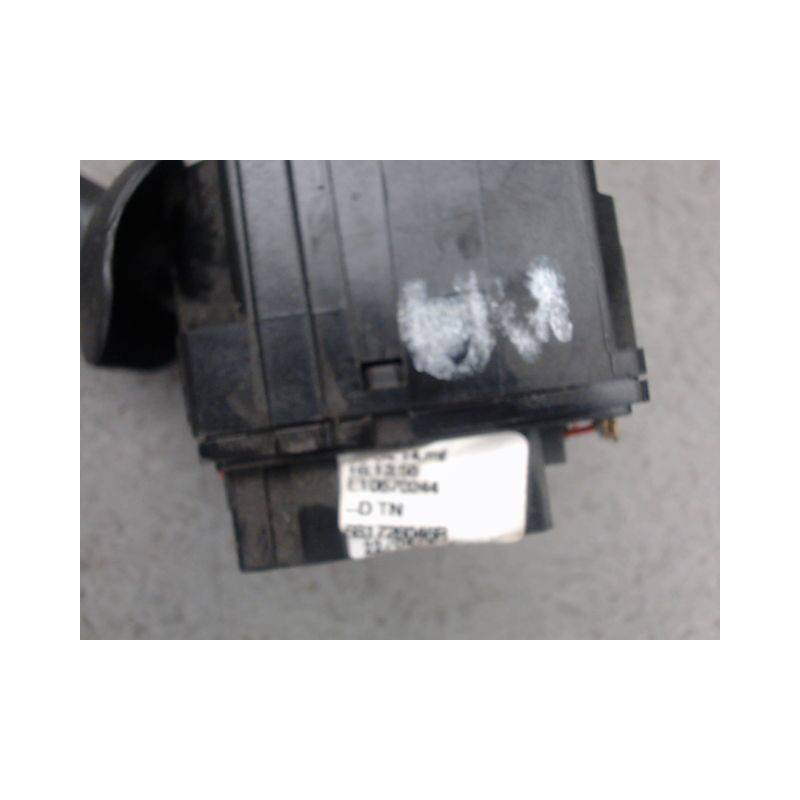 COMMANDE ESSUIE GLACE DACIA SANDERO