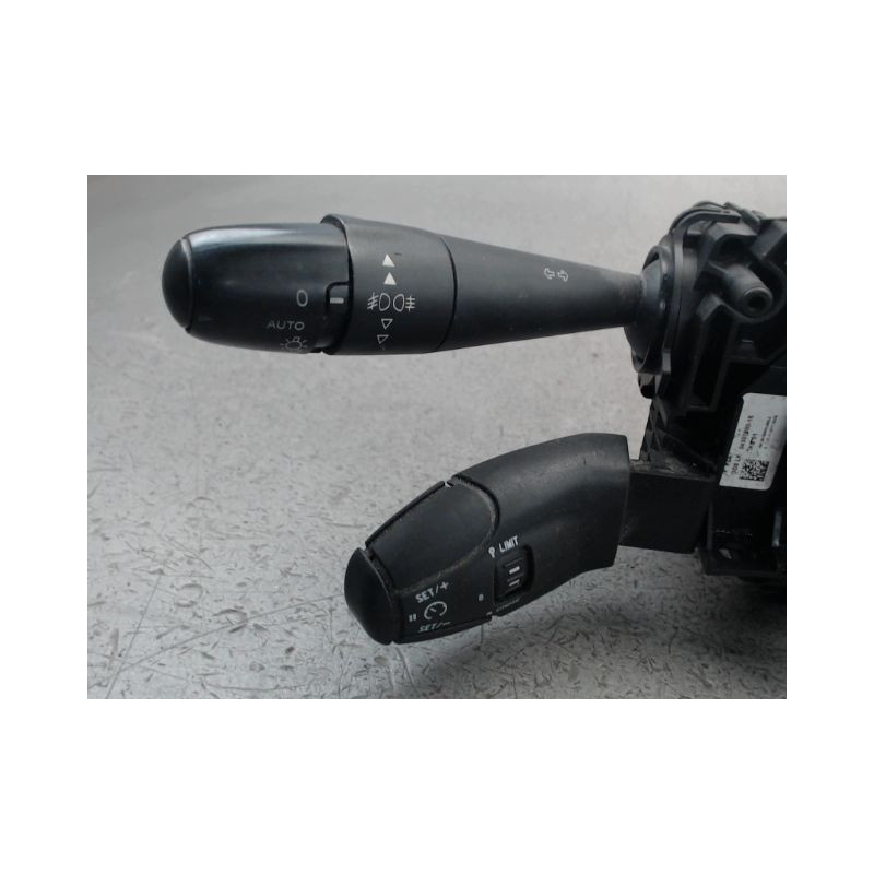 BLOC COMMODOS PEUGEOT 3008