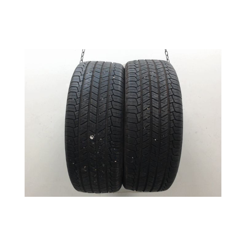 Paire de pneus TAURUS 701 SUV 225 45 19 96 W