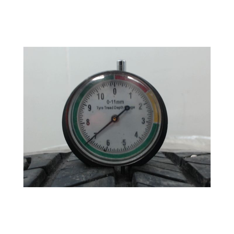 Paire de pneus TAURUS 701 SUV 225 45 19 96 W