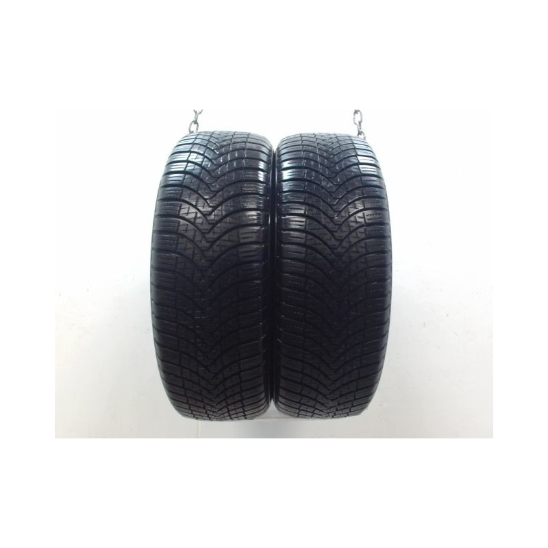 Paire de pneus KUMHO SOLUS 4S HA32+ 195 55 16 91 V