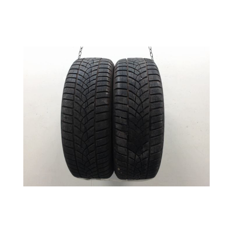 Paire de pneus GOOD YEAR ULTRA GRIP PERFORMANCE 205 60 16 92 V