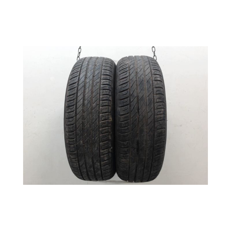 Paire de pneus KLEBER DYNAXER HP 4 185 60 15 84 H