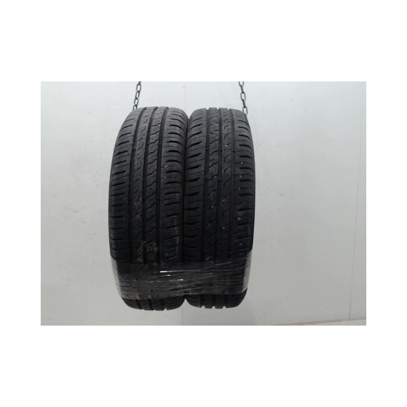 Paire de pneus BARUM BRAVURIS 5 HM 175 65 14 82 T