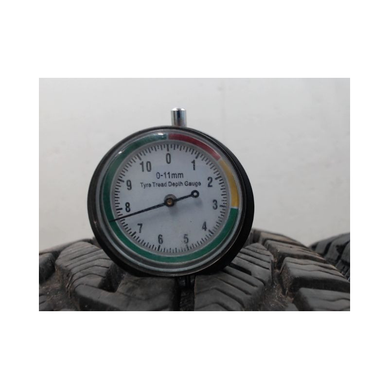 Paire de pneus SEBRING SNOW 185 65 15 82 T