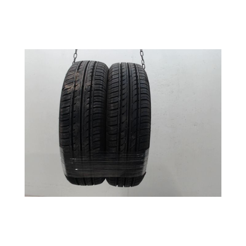 Paire de pneus DOUBLE COIN DC-88 175 65 15 84 H