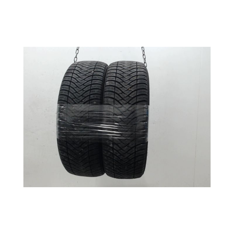 Paire de pneus TRIANGLE SEASON X TA01 185 60 15 88 H
