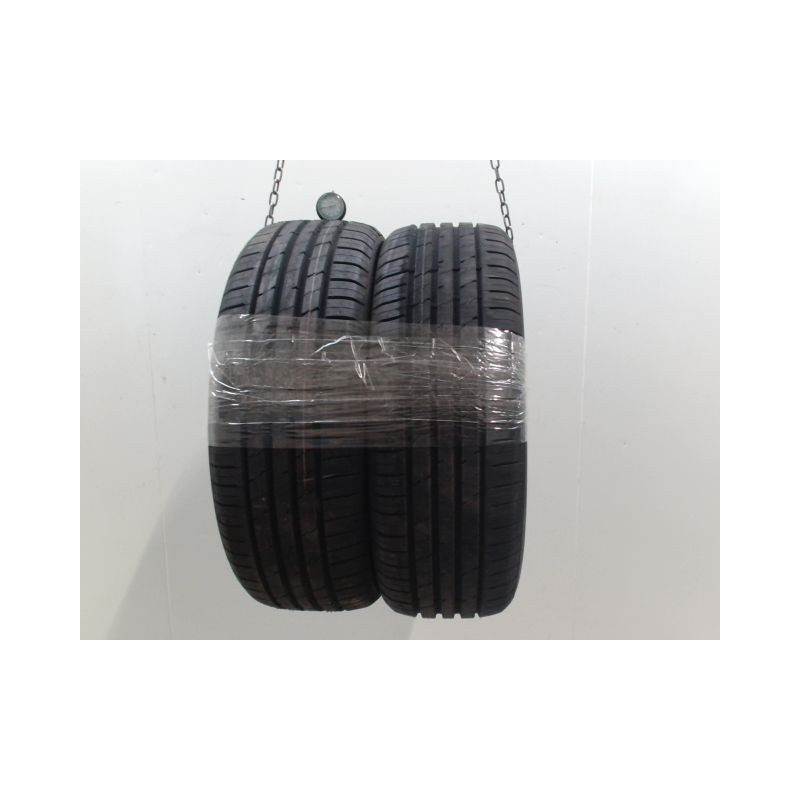 Paire de pneus IMPERIAL ECOSPORT SUV 215 55 18 99 V