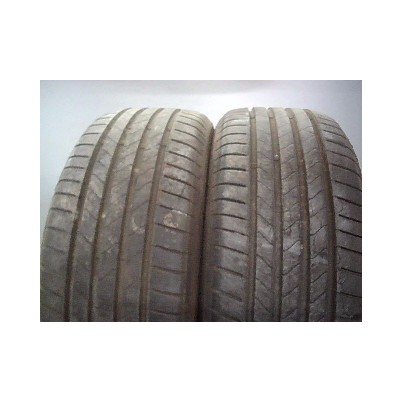 Paire de pneus BRIDGESTONE TURANZA 6 215 50 17 95 W