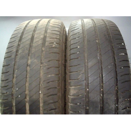 Paire de pneus MICHELIN AGIILIS 3 225 65 16 112 R