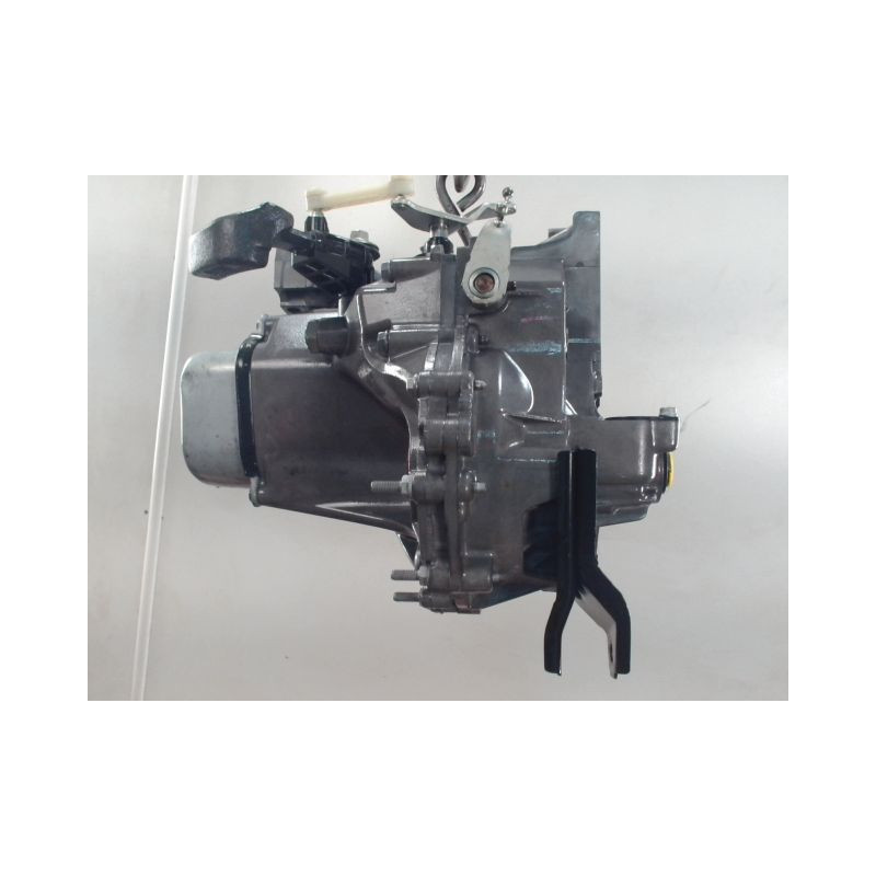 BOITE A VITESSE MECANIQUE PEUGEOT 208 1.2 VTI 82