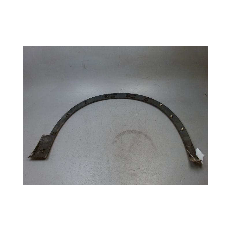 ELARGISSEUR AILE AVANT GAUCHE NISSAN QASHQAI
