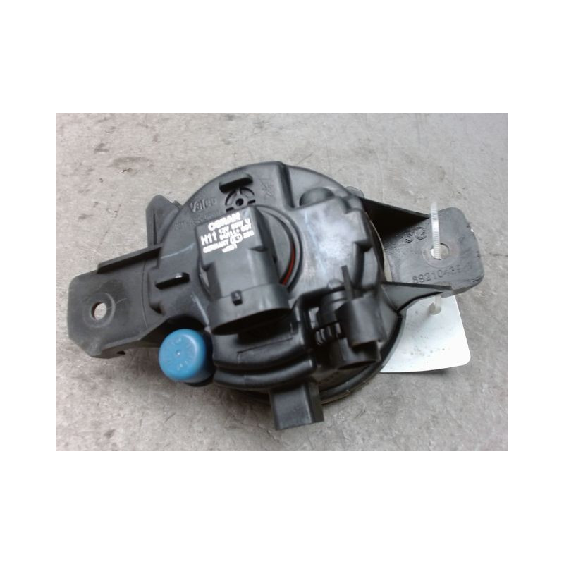 PHARE ANTIBROUILLARD AVANT GAUCHE NISSAN QASHQAI