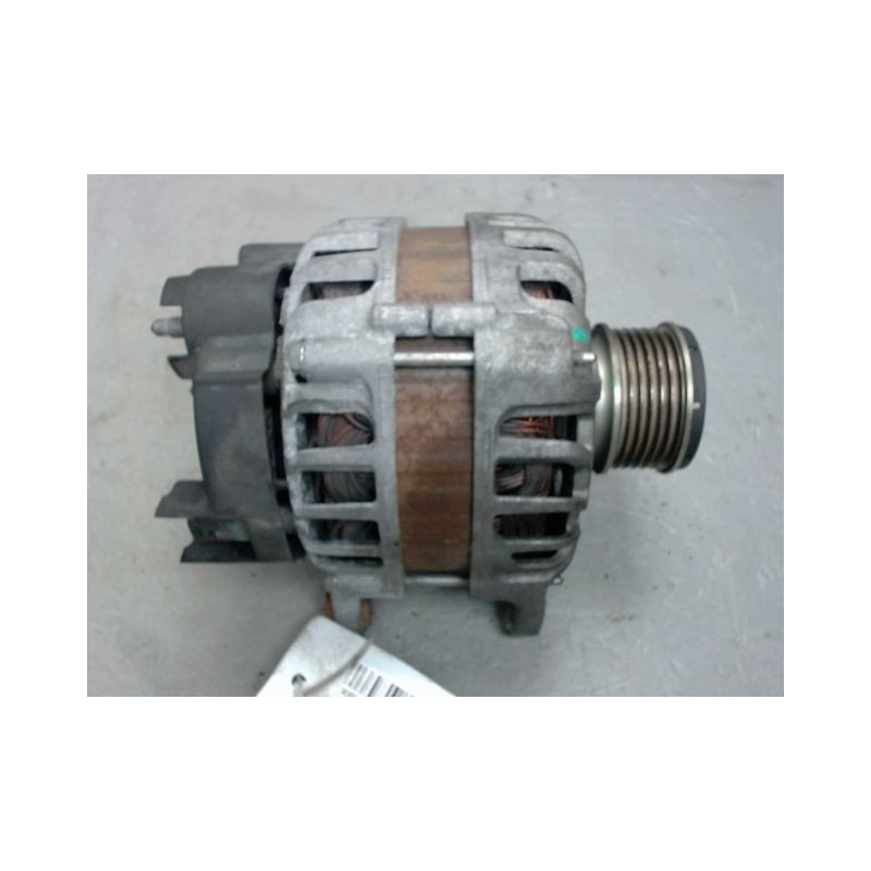 ALTERNATEUR RENAULT CLIO