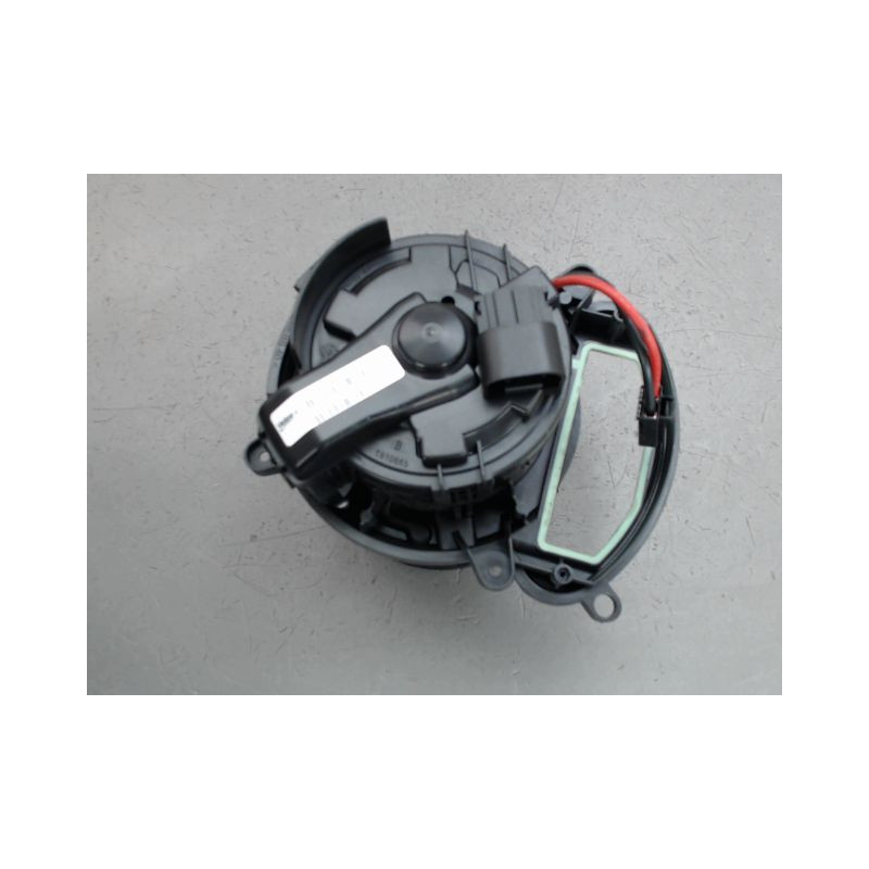 MOTEUR VENTILATEUR CHAUFFAGE RENAULT KADJAR