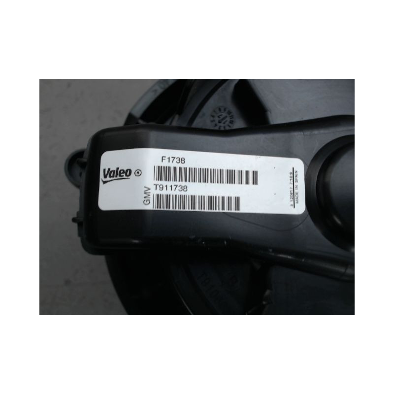 MOTEUR VENTILATEUR CHAUFFAGE RENAULT KADJAR