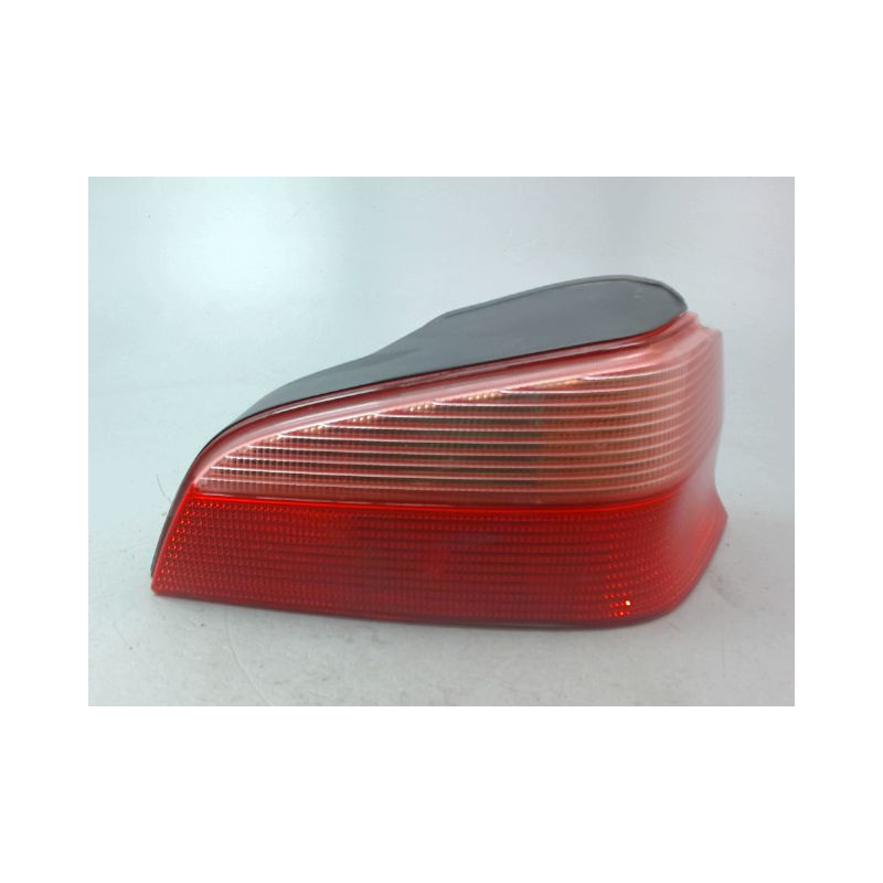FEU ARRIERE DROIT PEUGEOT 106 Phase 2 1996-2003