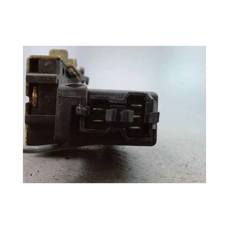 SYSTEME CONDAMNATION AVANT DROIT PEUGEOT 106 Phase 2 1996-2003