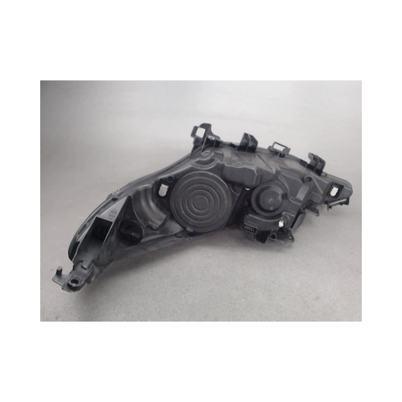 PHARE DROIT PEUGEOT 207