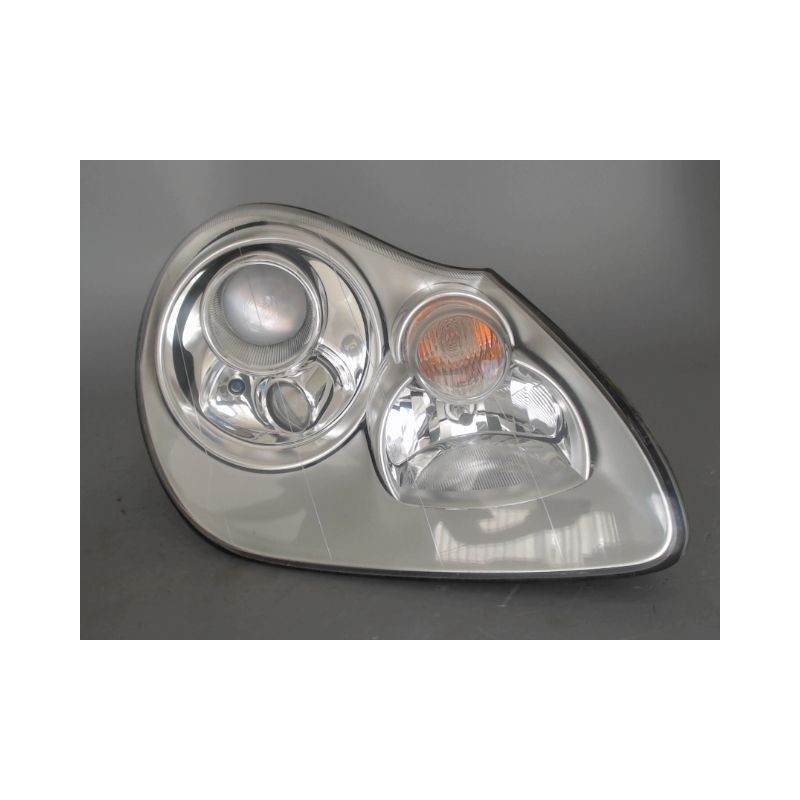 PHARE DROIT PORSCHE CAYENNE 2002-